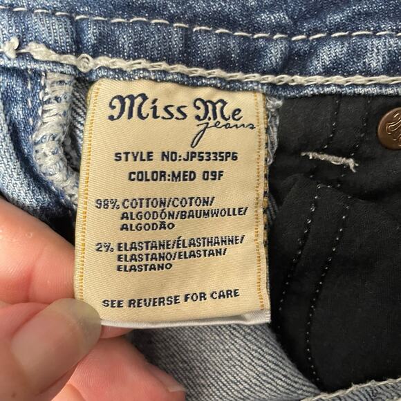 Miss Me Capri Jeans Size 26 - Picture 3 of 6
